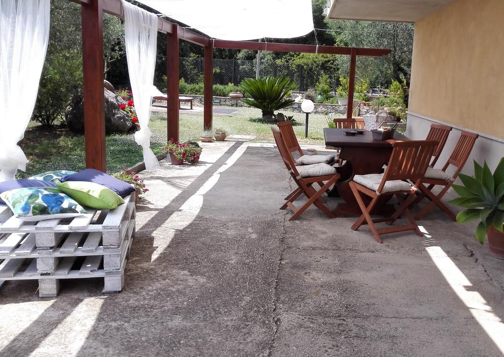 La Zucca A Pois Lägenhet Formia Rum bild